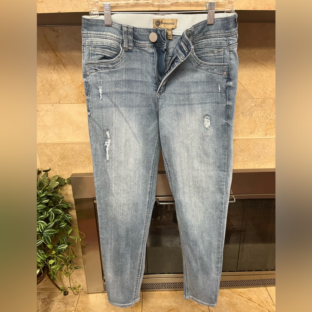Women's Blue Jeans